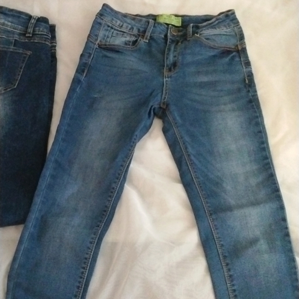 Jeans Bundle - Picture 13 of 16